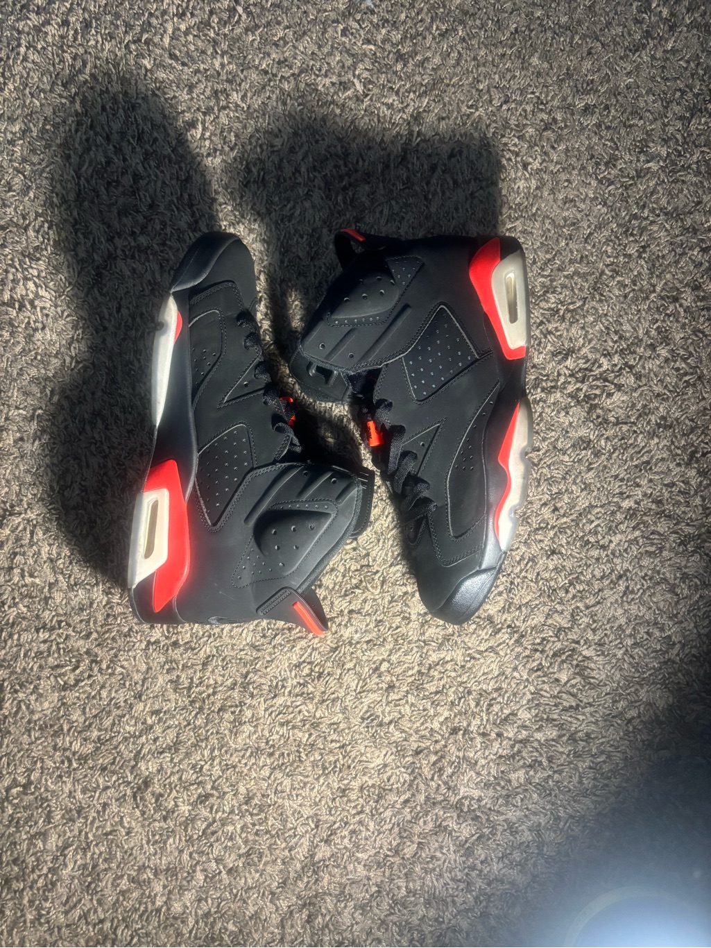 Jordan 6 Infrared (2019)